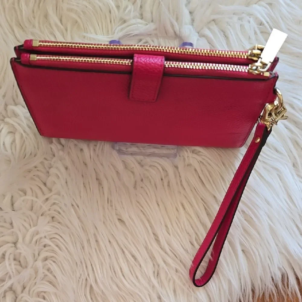 Michael Kors Fuchsia Wristlet Clutch - Picture 4 of 8
